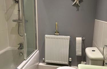 Peterson Apartments by Visit Cleethorpes - Photo 33