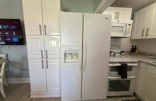 Sand Dollar Updated Kitchen Washer Dryer On River 1 Mile to Beach Sleeps 4 - Foto 15