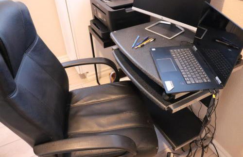 Charming 2 bedroom Retreat minutes from Downtown - Foto 27