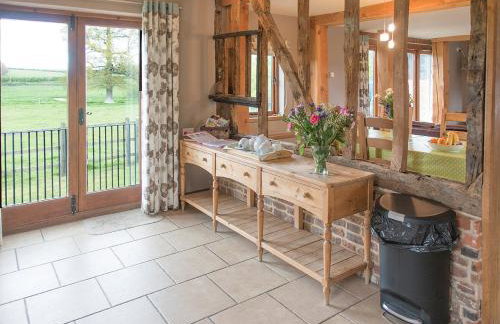 Henry's Barn - Ukc3168 - Photo 4