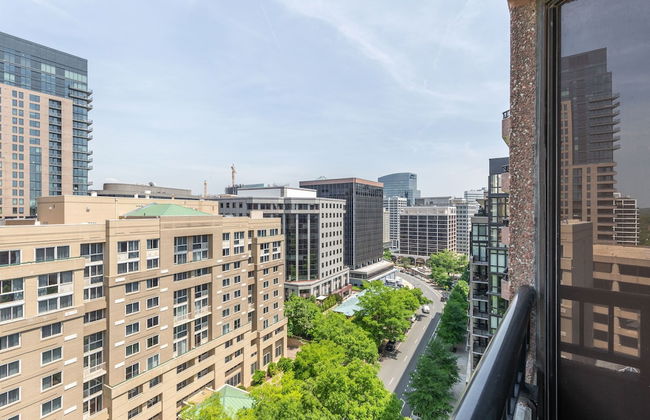 Premium A-Location Apartment - Photo 4