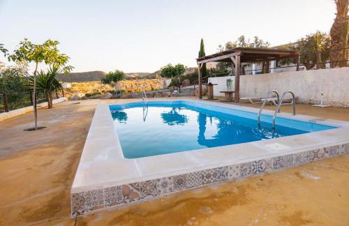 Casa Rural Alzabara con Piscina Privada - Foto 12