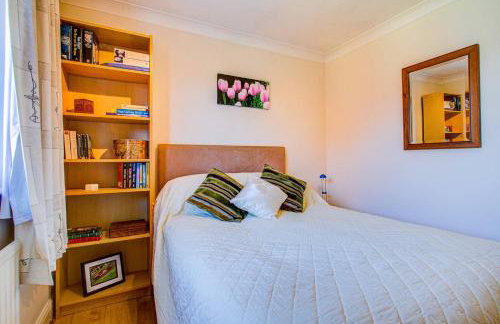 Serene Family Escape - Spacious, Near Thorpe Bay and Southend, Beaches & Amenities - Pass the Keys - Foto 19