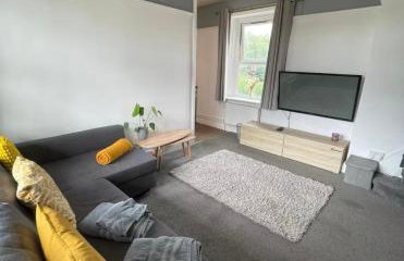 2 Bed Apartment Near Yeovil Hospital & Leonardo - Foto 20