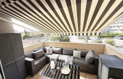 Les Vergers - Calme, Piscine, Parking & Terrasse - Foto 2