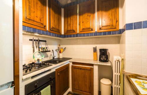 Holiday Home in Town Center with Pool, Garden, Hot Tub - Foto 8