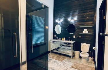 Elegant NW Atlanta Oasis, 2 Kitchens, Sauna, Patio - Foto 19