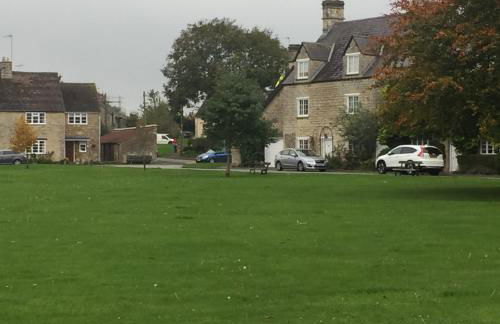 Cottage on the Green - Photo 21