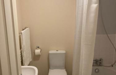 Cheerful Home FOR FOOTBALL, DOCKS AND CITY CENTRE - Foto 12