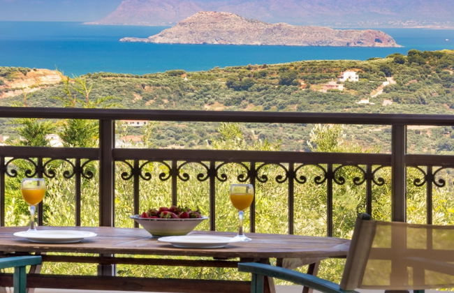 Family Friendly Villa Hermes With Private Pool - Photo 32