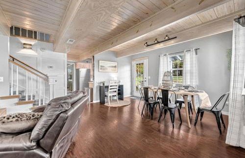 The Oak Cottage- Charming Downtown Family Retreat in the Heart of Siloam Springs - Foto 6