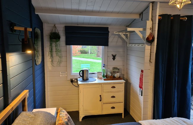 The Little Hide - Adult Only Camping Pods - Photo 5