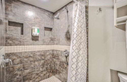 Hot Tub - Pet Friendly - 7 miles to Fort Carson - Foto 18