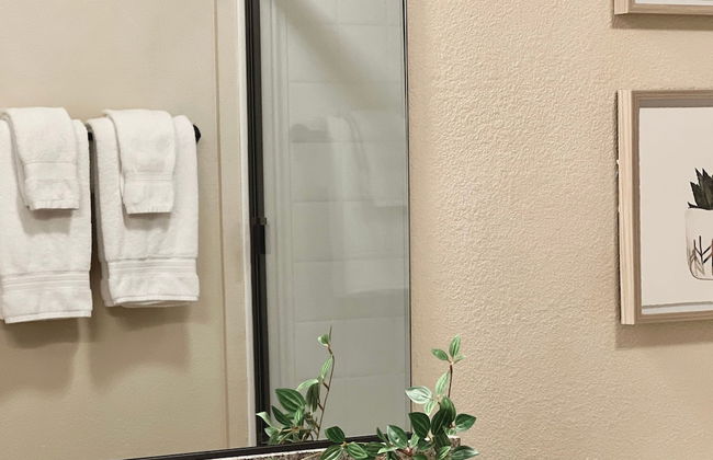 Relaxing 2-br Apt With Pool Hot Tub Gym - Foto 21