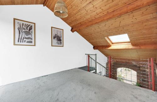 Large Industrial Style 2 Bedroom Apartment Short Term Rental & Flexible Renting Canary Wharf With Free WiFi - Photo 22