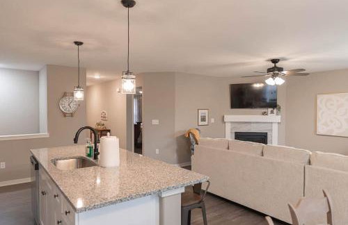 Brand New 2 Bedroom with Office - Foto 9