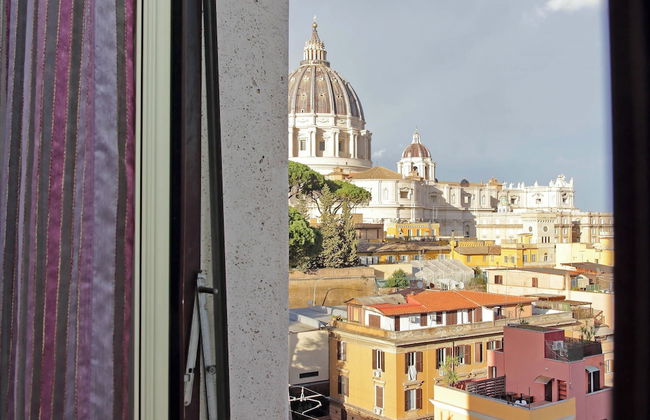 Una finestra sulla cupola di San Pietro - Photo 36
