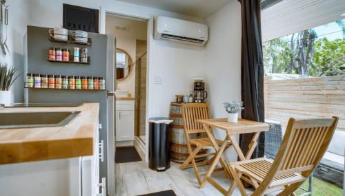 Luxury Tiny Container Home 2mi to Beach Private - Foto 2