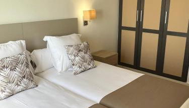 Apartahotel Punta Calera - Foto 4, wardrobe