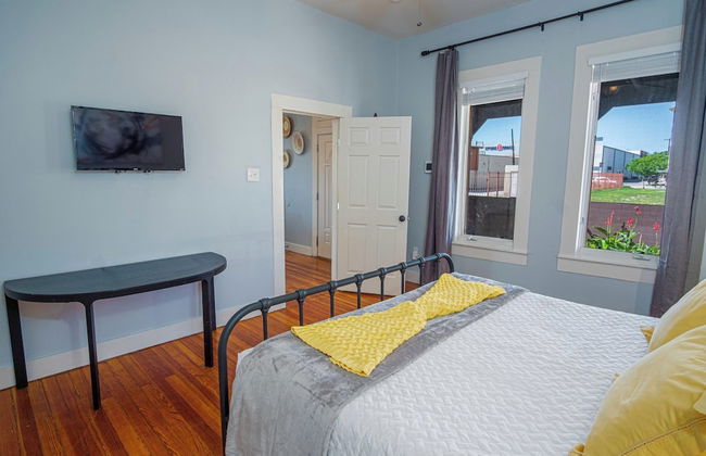 Stunning 3br/2ba Haven in Downtown's Heart - Foto 2