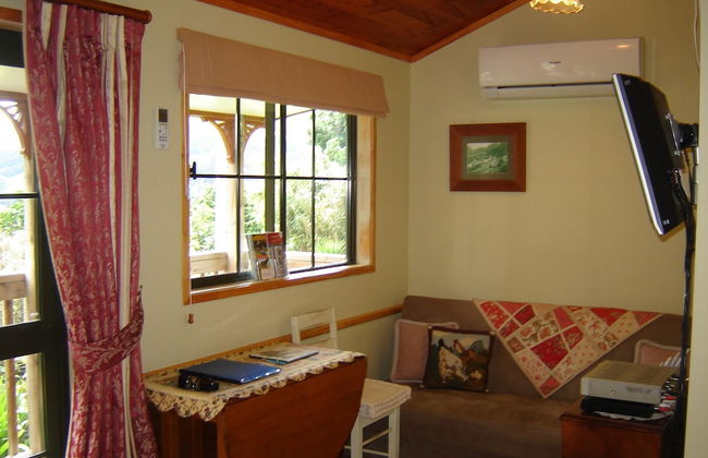 Karangahake Gold 'n Views Cottage - Foto 5