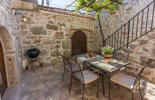 STARA KUĆA - old stone house - Foto 6