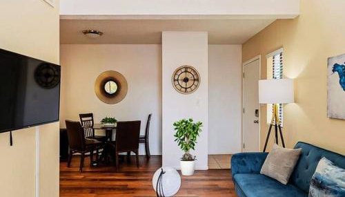 Sunny King-sized 1BD Condo near UofA and UMC w Pool, Parking - Foto 5