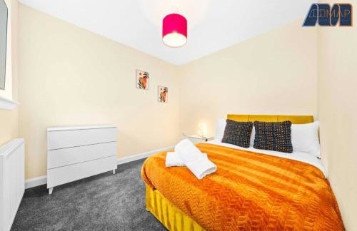 4 Bed Flat With Parking Sleeps 8 in Fife - Foto 13