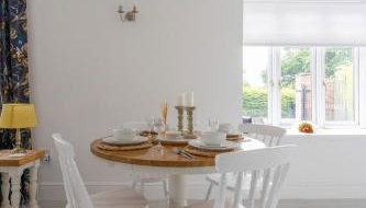 Stylish two bedroom apartment near Rookery Hall - Foto 5