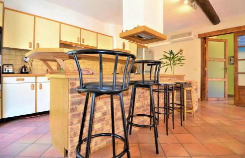 Stunning Home In Laudun L Ardoise - Foto 17