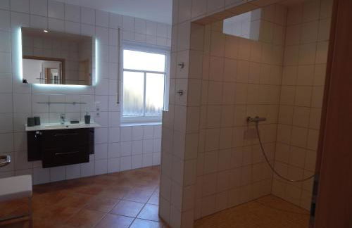 !NEU! Stilvolle Ferienwohnung Viola - Foto 14
