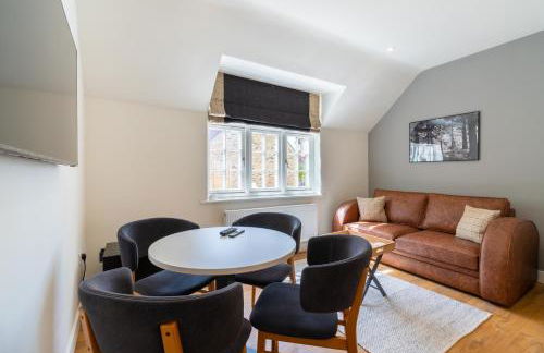 The Queen Stage - Photo 17