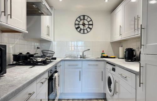 Coastal 2 Bathroom Apartment, Free Parking - Foto 16