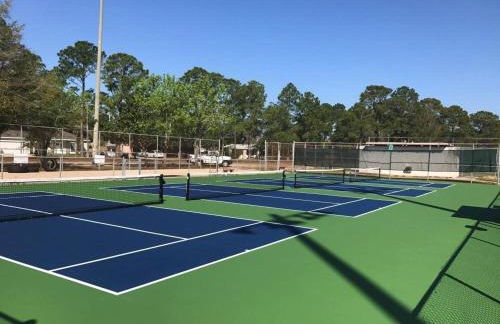 Silvia's Serenity Beach Home with New Salt Water Pool - Foto 57