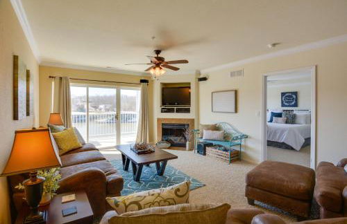 Lake Views and Pool Access Osage Beach Condo - Photo 8