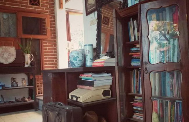 Room in B&B - Villas in Batu Indonesia Homestay - Foto 3