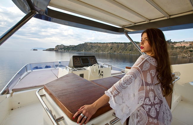 Italy Luxury Yacht Charter - Photo 54