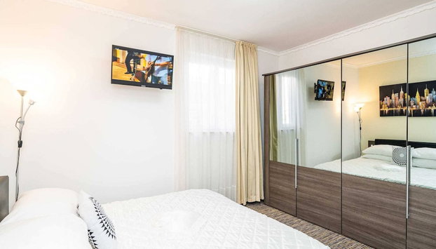 Apartments Blazevic - Two Bed/apt With Hot Tub 2 - Foto 3, Habitación