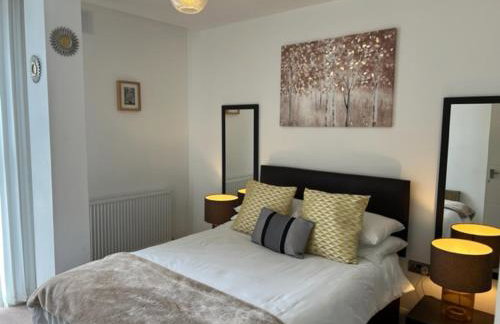 Castle Quarter - Free Parking - Fast Fibre - Foto 16