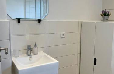 gemütliche Wohnung, tolle Lage, auch für Messe - Foto 8