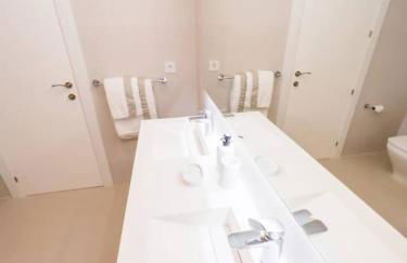 Bajo con Jardín en la Milla de Oro - Foto 43