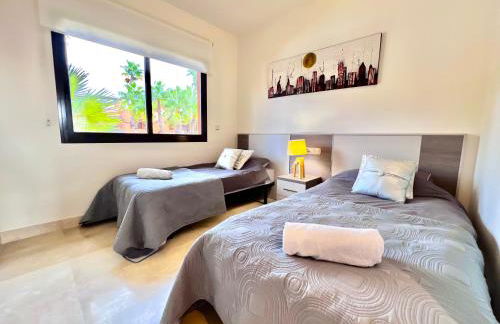 Oasis con piscina y sol - Foto 53