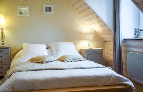 Awesome Home In Trézélanbégard - Foto 38