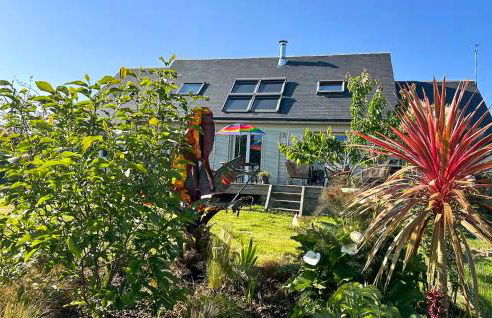 5 Bedroom Beautiful Home In Taulé - Foto 2