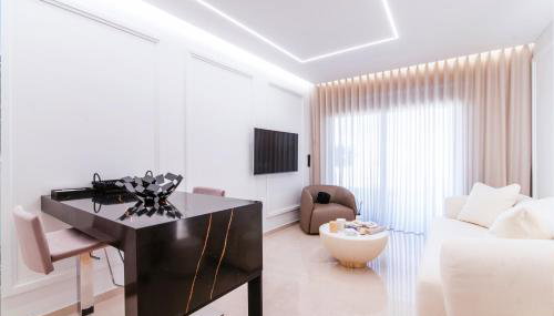 N K Suite - Design Boutique Stay with City view - Foto 2