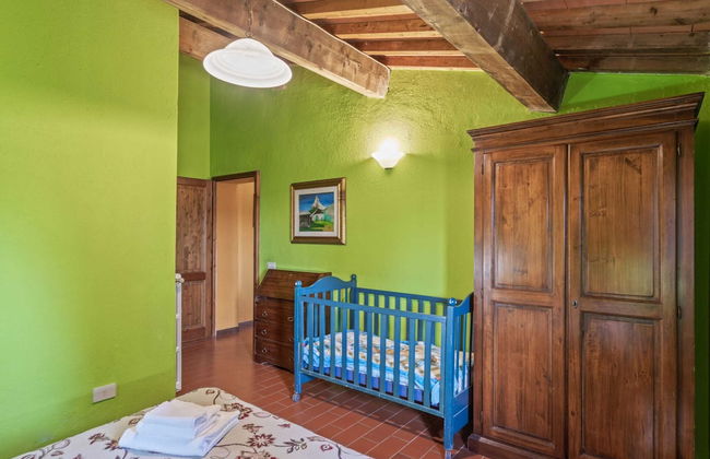 Rustic Holiday Home in Citta di Castello With Swimming Pool - Photo 18