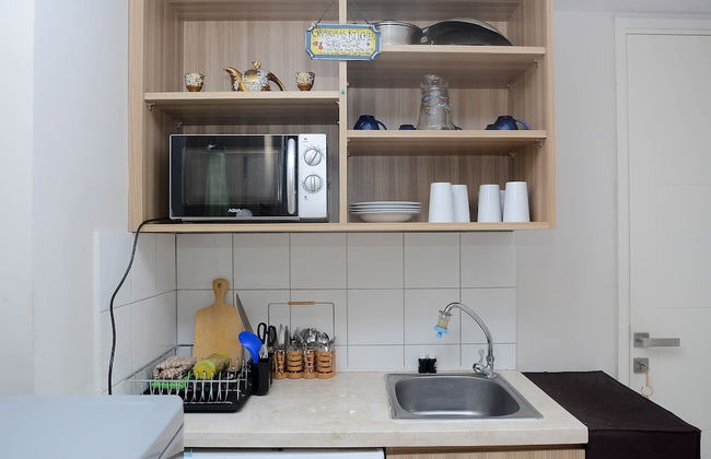 Modern 2BR Apartment @ Springlake Summarecon - Photo 9