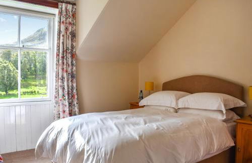 Gleneffock Farmhouse - Photo 18