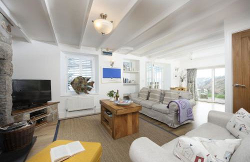 Little Adanac - Photo 12