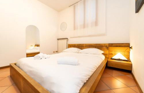 Casa con parcheggio, piscina giardino, barbecue - Foto 9